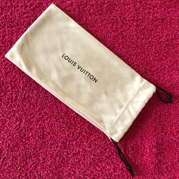 Louis Vuitton Other - Louis Vuitton ( dust bag for sunglasses )